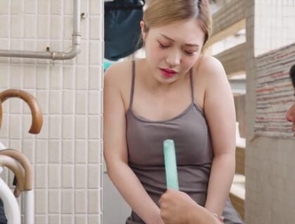 Bố chồng bất chấp quy tắc, gây nên những cuộc tình phức tạp với con dâu khi con trai vắng mặt.