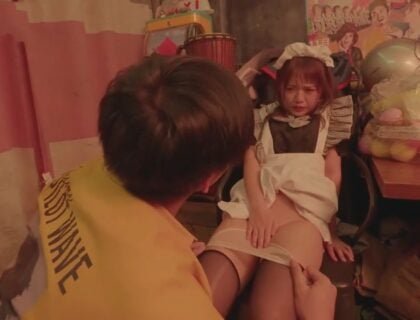 Em xinh bị đồng nghiệp phát hiện bí mật làm gái goái và bị tống tình mỗi đêm