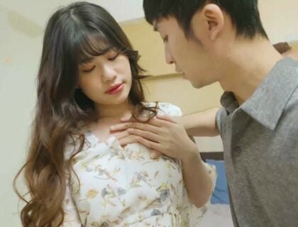 Mẹ kế Li Yunxi quyến rũ và phóng đãng vụng trộm cùng con trai của chồng